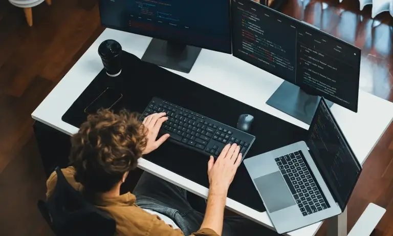 Tech develop